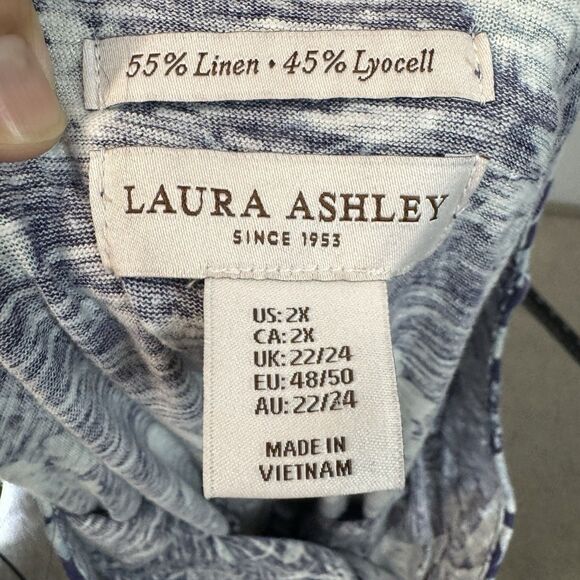 Laura Ashley Top Women 2X Blue Floral Linen Cropped Button Front Casual Boho - Picture 3 of 6